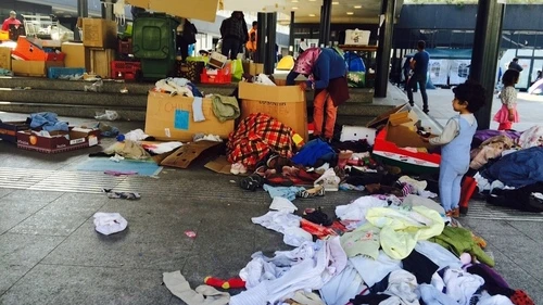 Syrian refugees at a train station in Budapest, Hungary. Credit: JDC.