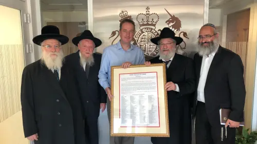 Rabbis meet with British Ambassador David Quarrey. Credit: RCP.