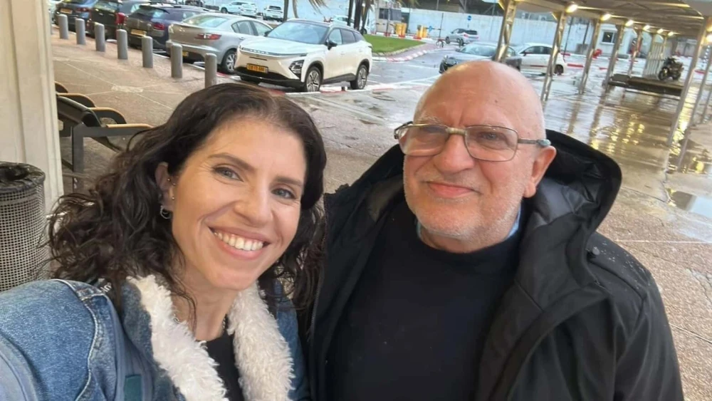 Yaakov Harari, a 72-year-old Israeli-Argentinian citizen, with his daughter Yael. Credit: Courtesy of the family.