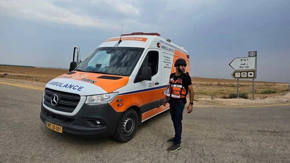 The Israeli voluntter medic Moshe Weizman in southern Israel. Credit: United Hatzalah.