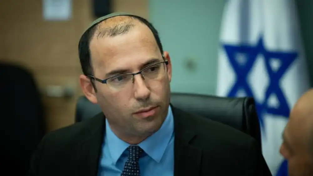 Knesset Constitution, Law and Justice Committee head Simcha Rothman chairs leads a committee meeting in Jerusalem, July 4, 2023. Photo by Yonatan Sindel/Flash90.