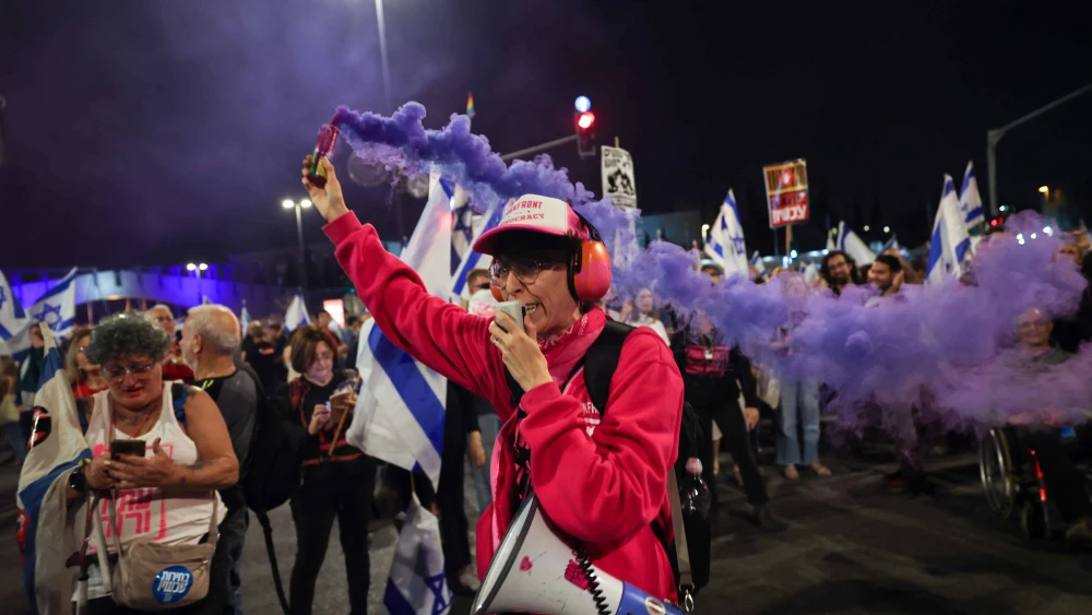 An anti-government protest outside the Israeli parliament in Jerusalem, March 31, 2024. Photo by Yonatan Sindel/Flash90.