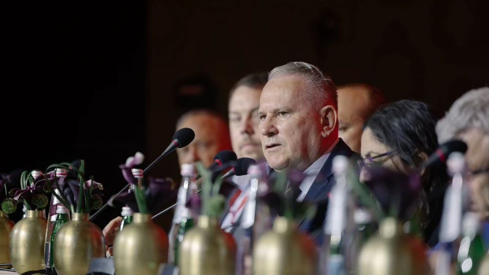 Richard Kemp speaks at the JNS International Policy Summit in Jerusalem, Israel on April 25, 2025. Photo by Shahar Yurman/JNS.