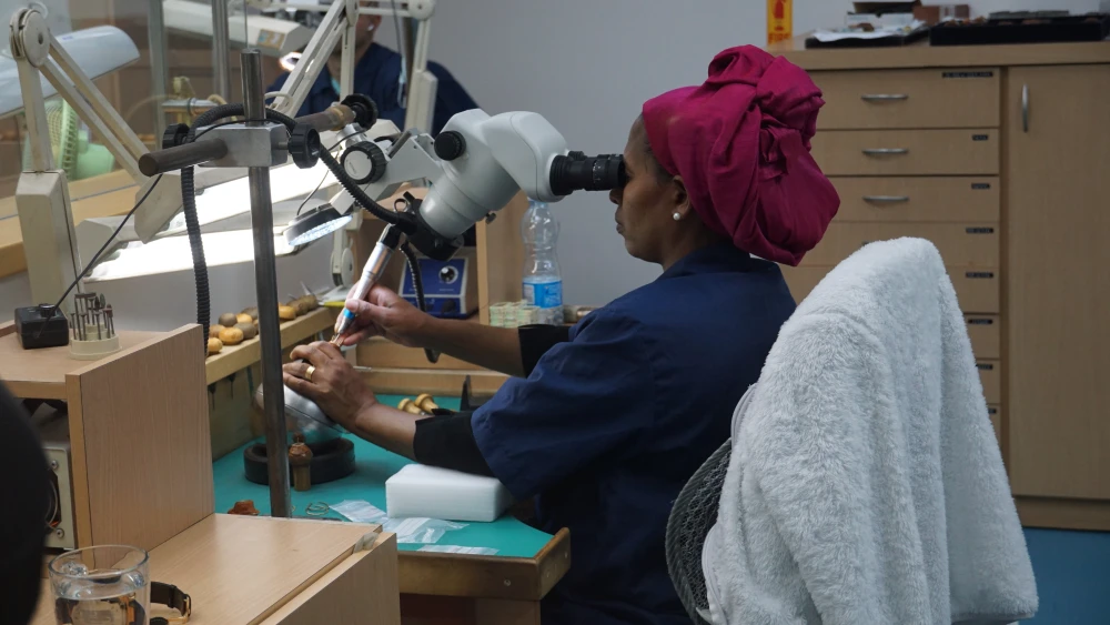 A Yvel employee makes jewelry. Credit: Judy Lash Balint.