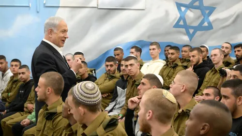 Prime Minister Benjamin Netanyahu speaks to IDF recruits at Tel Hashomer in Ramat Gan, March 21, 2023. Photo by Amos Ben-Gershom/GPO.