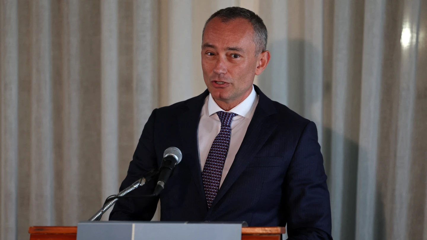 Mladenov: Gaza tunnels could take decade to clear