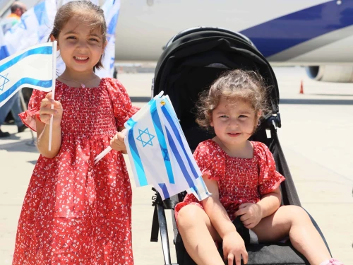 Children of new immigrants at Ben Gurion Airport. Credit: Sivan Shahar/GPO, June 25, 2025.