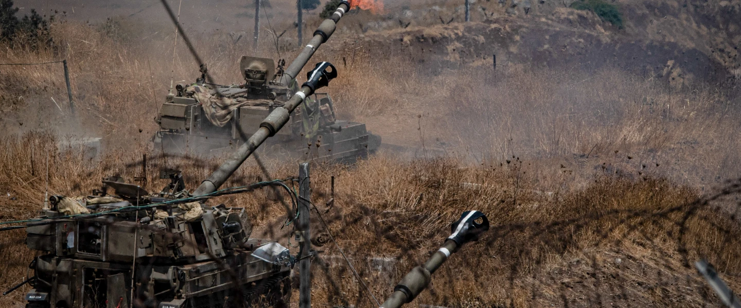 IDF artillery fires into Lebanon after Hezbollah fired 19 rockets into Israel, Aug. 6, 2021. Photo by Basel Awidat/Flash90.