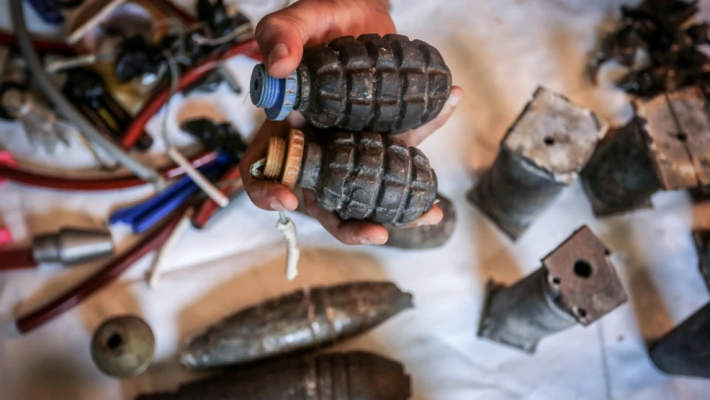 Palestinians prepare explosives and flammable materials to be attached to balloons and launched into Israel, in Rafah, southern Gaza Strip, on Aug. 8, 2020. Photo by Abed Rahim Khatib/Flash90.