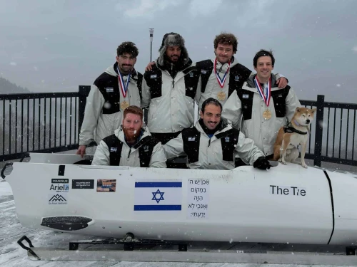 Adam “AJ” Edelman (right) and other members of Israel's Winter Olympics bobsleigh team. Credit: Courtesy of Adam “AJ” Edelman.