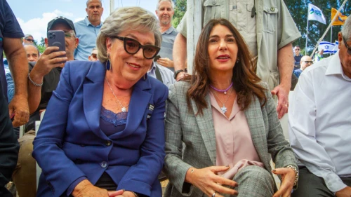 Netanya Mayor Miriam Feirberg-Ikar (left) and Transport Minister Miri Regev attend a ceremony for the construction of Road 561 in the Sharon region, March 9, 2023. Credit: Flash90.
