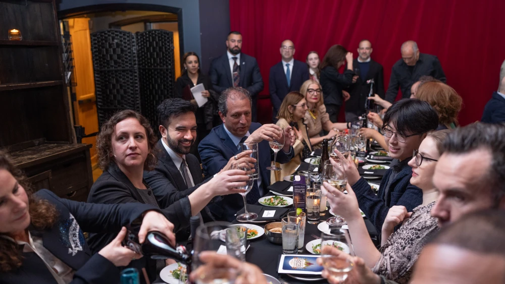 Mamdani Passover