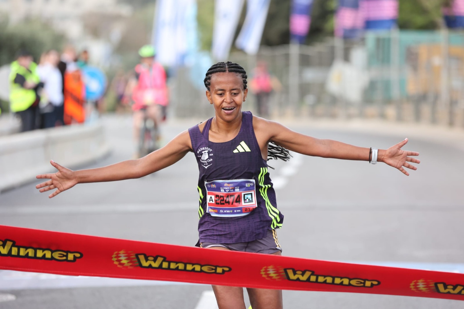 Bika Mintamer, 34, of Ramat Hasharon, finished first in the women’s race in the Jerusalem Winner Marathon in a time of 01:24:29, April 14, 2026. Credit: Sportphotography.